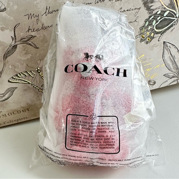 Coach Red Leather Bear Bag Charm Collectable Style CP369 - Picture 9 of 11